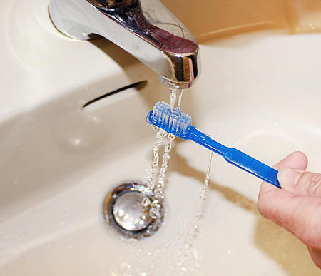 Medi - Inn Disposable Toothbrushes with Paste Blue in polybag - 100 Pack - Discount Medical